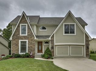 6500 NW Altus Dr, Kansas City, MO 64152