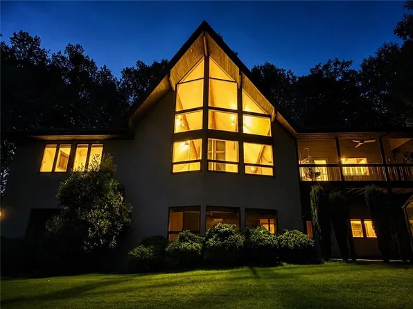7410 Breeze Bay Rd, Cumming, GA 30041