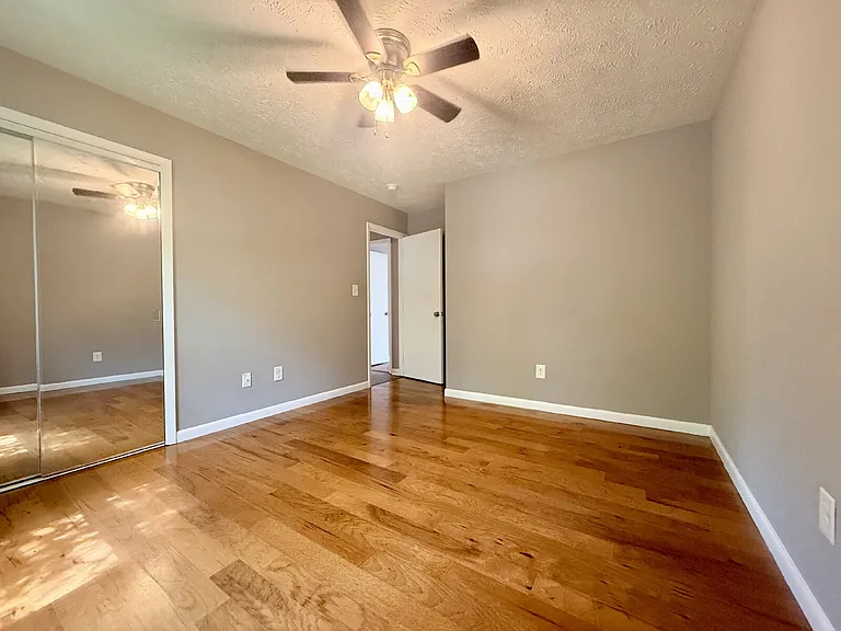 715 Prestige Blvd — Photo 14