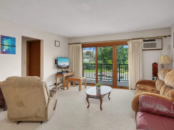 2690 Oxford St N APT 241, Roseville, MN 55113