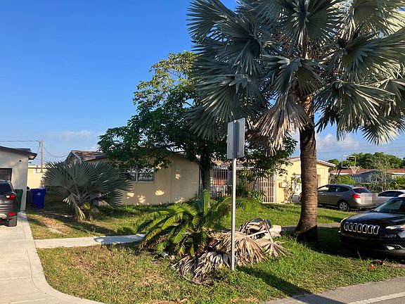 3rd image of 3608 Island Dr