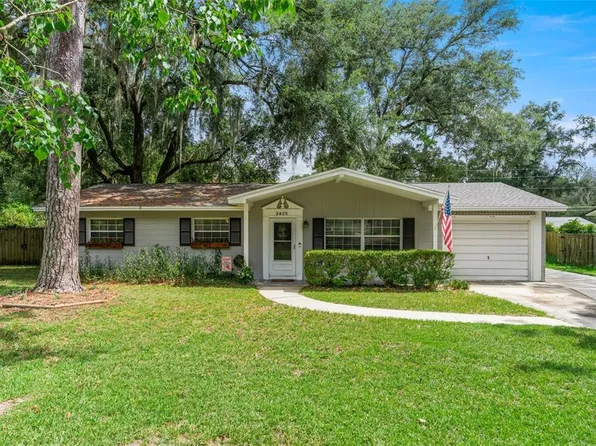 3425 NW 7th Pl, Gainesville, FL 32607