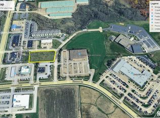 0 Towne Pointe Dr, Bettendorf, IA 52722