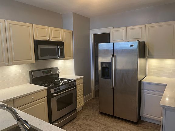 4th image of 304 S Kenilworth Ave #1N