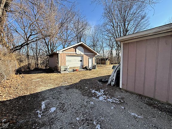 5th image of 3661 S Sherman Dr