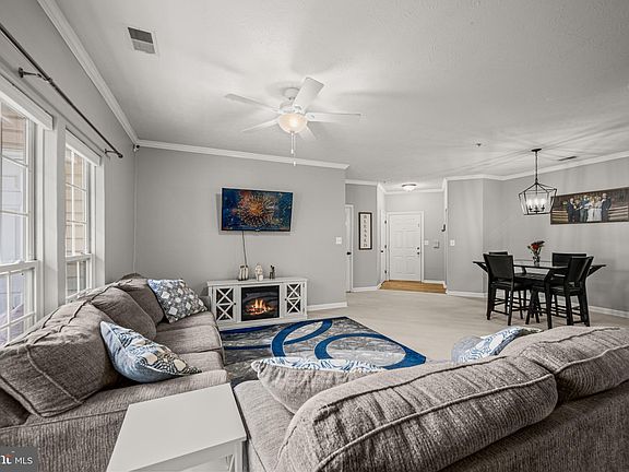 3rd image of 2493 Amber Orchard Ct E Unit 202