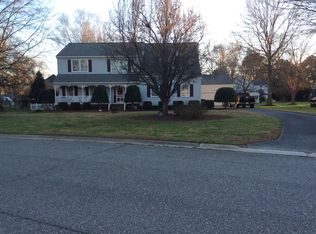 13 Ferguson St, Poquoson, VA 23662