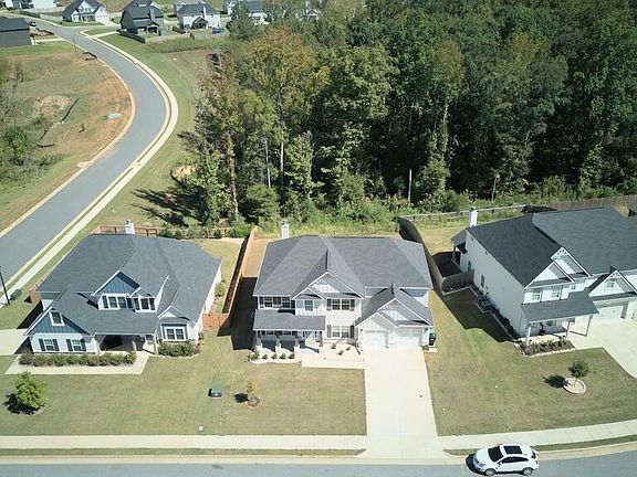 3rd image of 9514 Kadie Ct