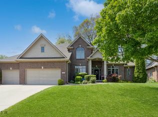 670 SE Brentwood Dr, Waukee, IA 50263