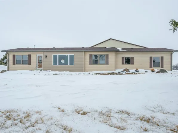 30994 610th Ave, Cambridge, IA 50046
