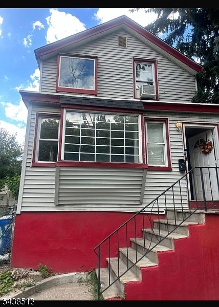 1st image of 79 Washington Ave