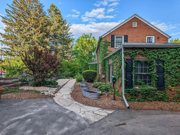 4911 Hammersley Road, Madison, WI 53711