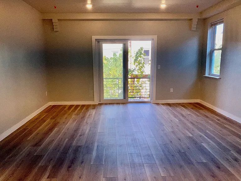 5437 Baltimore Ave — Photo 3