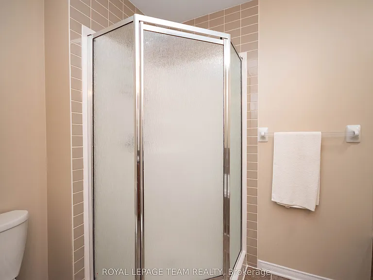 304 Citiplace Dr — Photo 26
