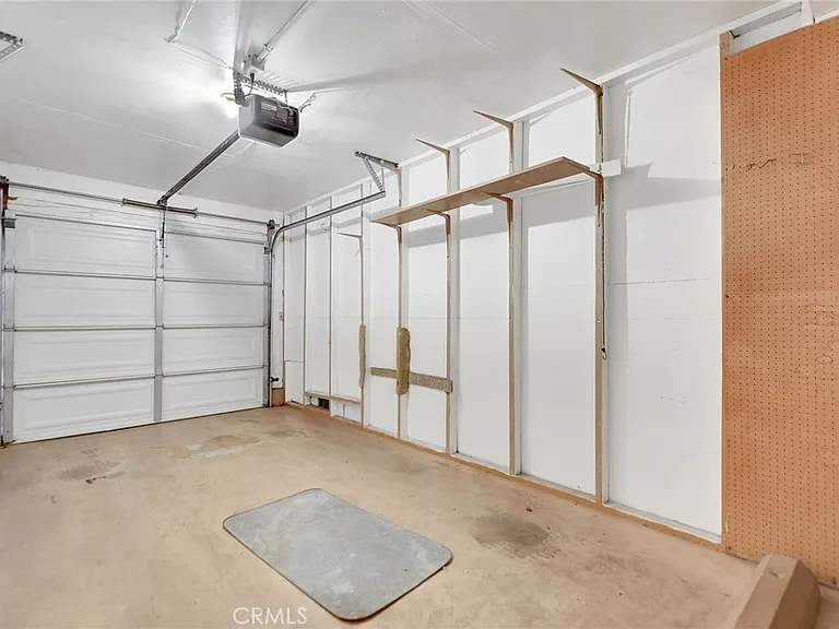 1460 Forest Glen Dr #4 — Photo 24