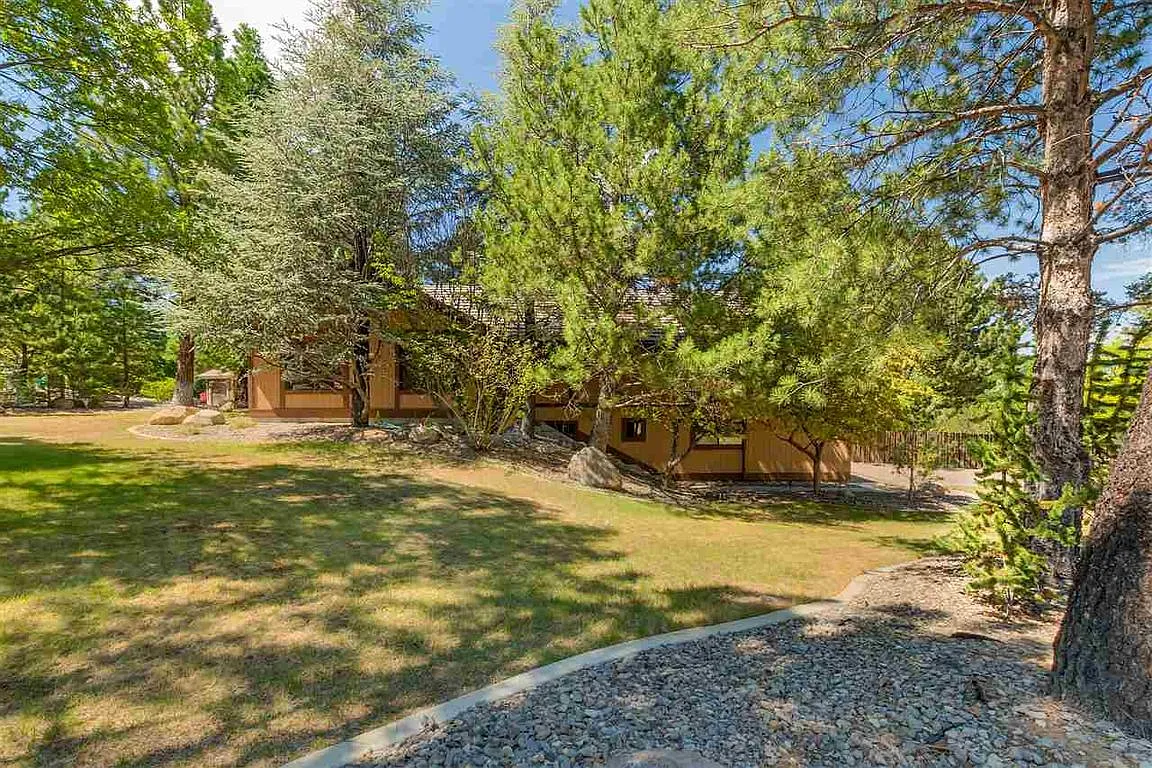 12935 Roseview Ln photo 1