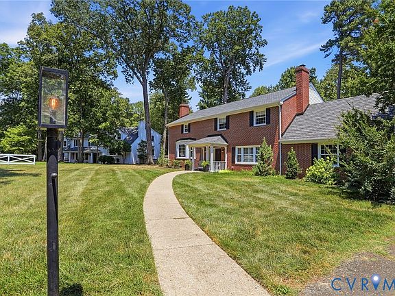 4th image of 2621 Cherrytree Ln