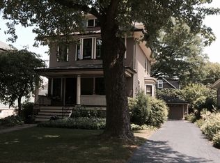 4711 Saratoga Ave, Downers Grove, IL 60515