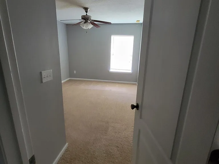 11533 Pleasant Creek Dr — Photo 19