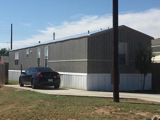 1st image of 206 S Tom Green Ave