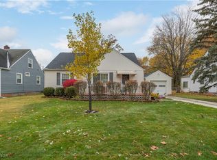 4210 W 217th St, Fairview Park, OH
