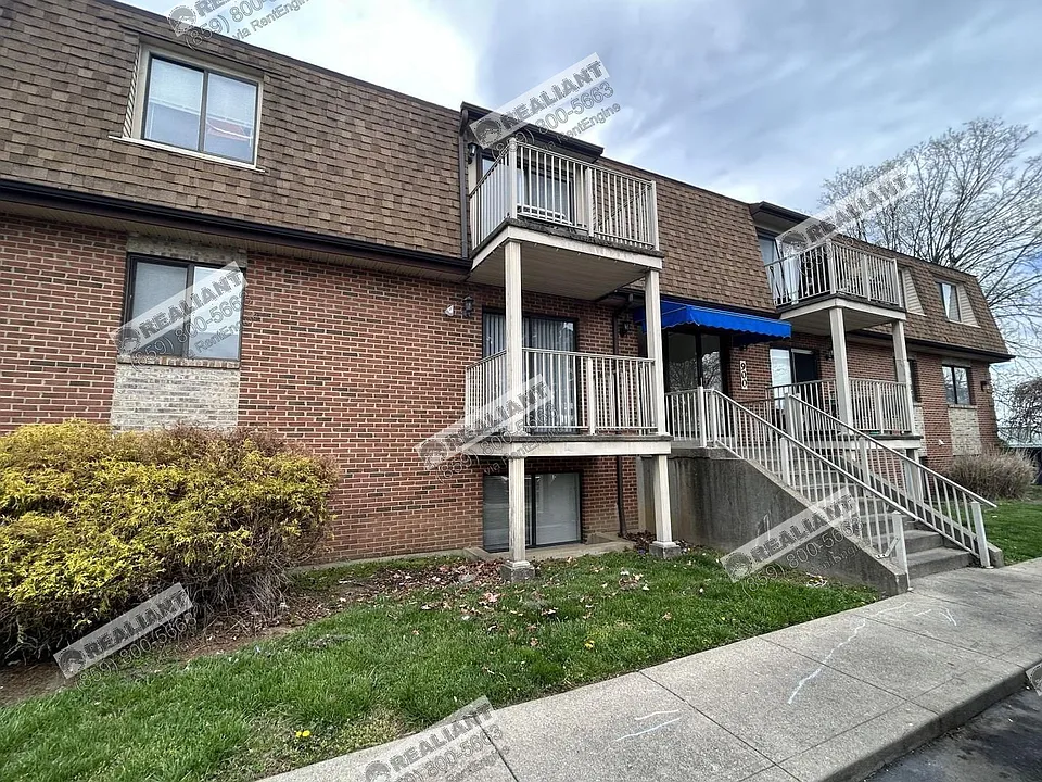 908 Amhurst Dr