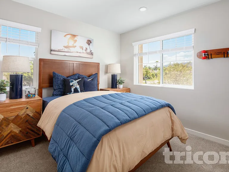 1728 Taylor Ave — Photo 7