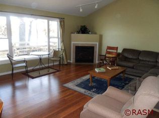 26406 Sioux Trl, Madison Lake, MN 56063