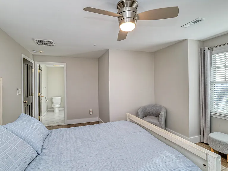 9100 Atlantic Ave #1 — Photo 30