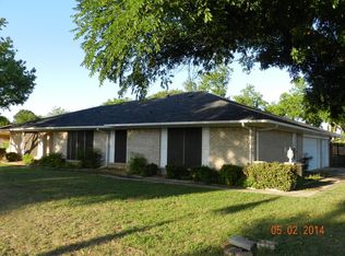 7825 Songbird Ln, Fort Worth, TX 76133