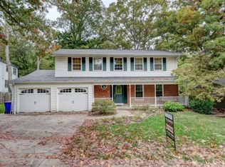 411 Woodhill Dr, Decatur, IL 62521