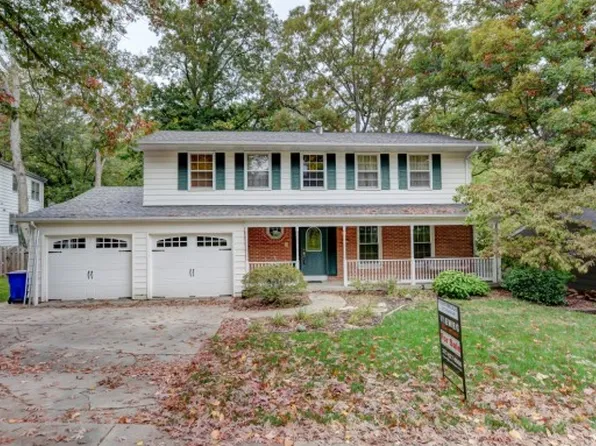 411 Woodhill Dr, Decatur, IL 62521