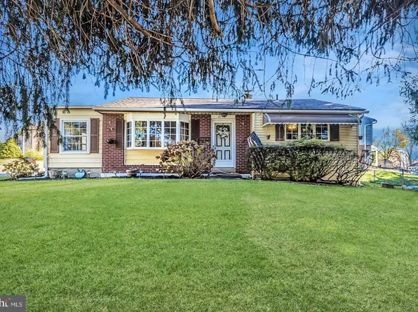 4119 Baldwin Run Dr, Aston, PA 19014