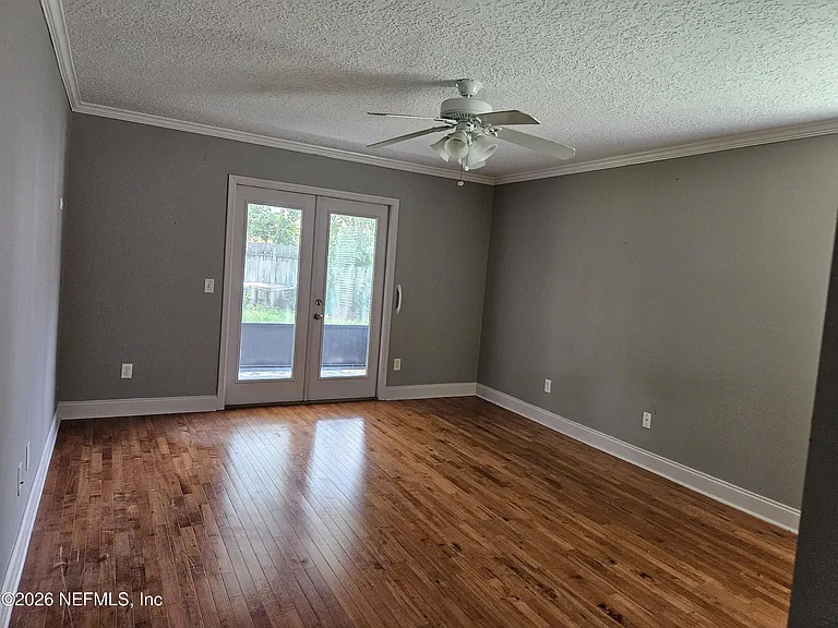 2338 Cool Springs Dr N — Photo 25