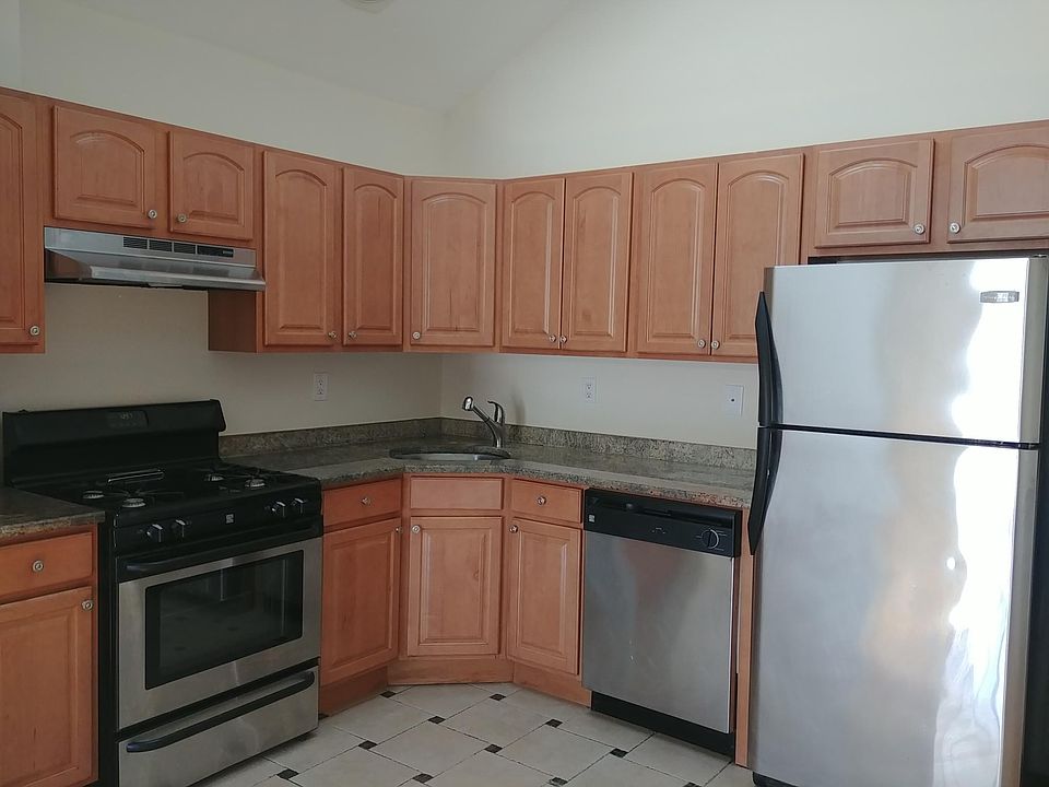 1st image of 6582 Terrace Ct #3