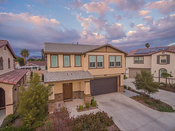 4th image of 1539 Borden Ln