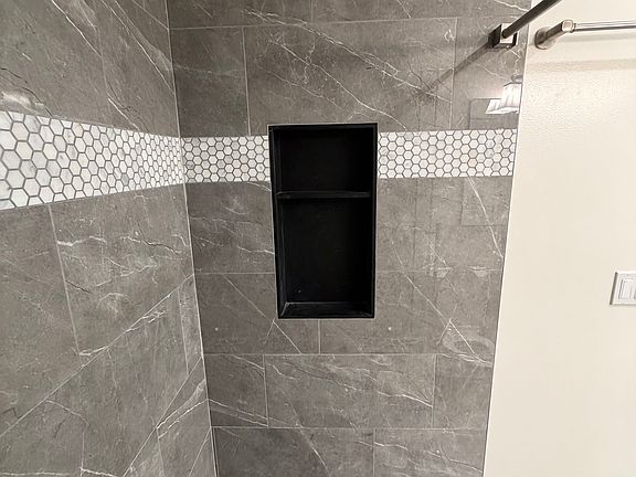 4th image of 3820 Mentone Ave #11