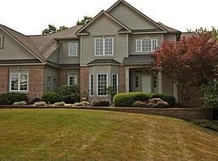 113 Neuchatel Ln, Fairport, NY 14450