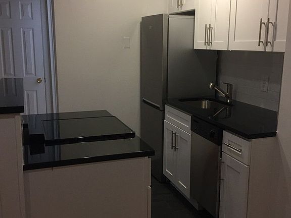 4th image of 431 E 86th St #5D