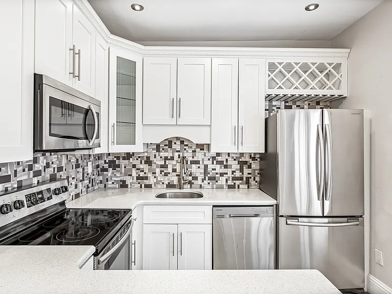 4719 Junius St #3 — Photo 13