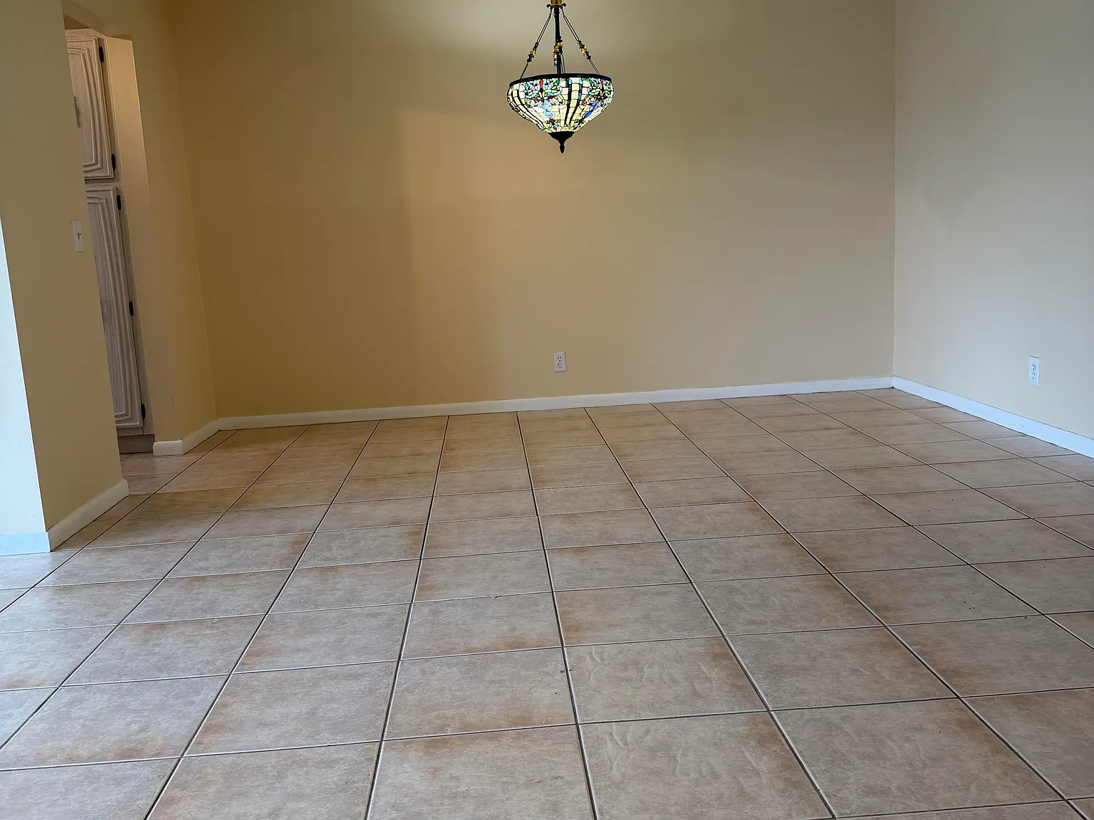 1 bed, 1.5 bath, 994 sqft, $1,600 — Photo 3