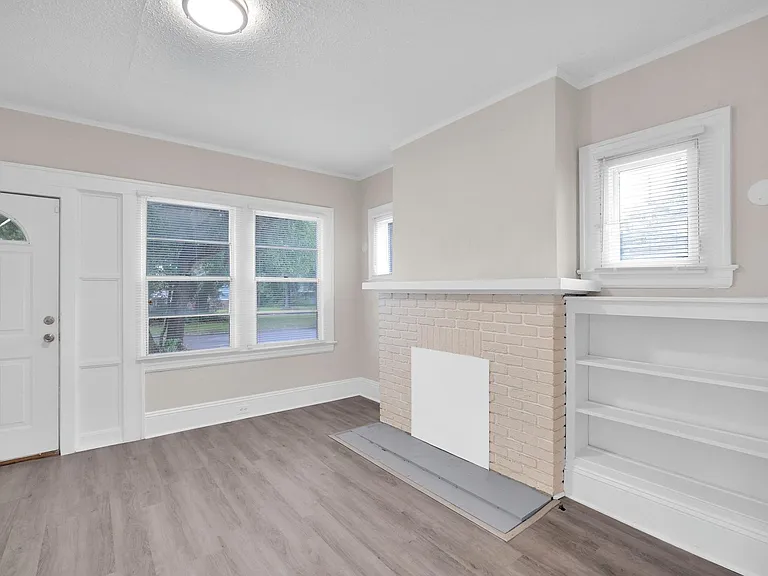 6418 Sapphire Dr — Photo 5