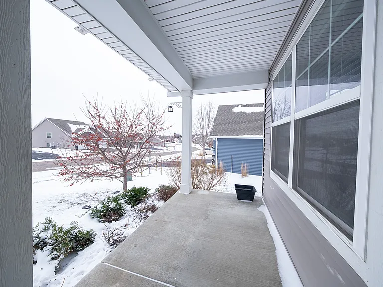 20817 Guthrie Dr — Photo 2