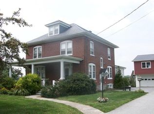 219 Herr Rd, Ronks, PA 17572