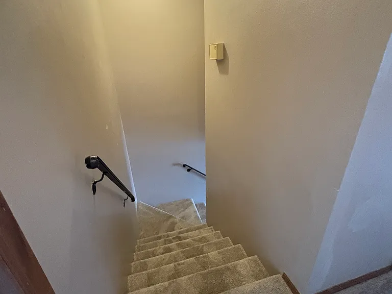 412 S Thompson St #A — Photo 11