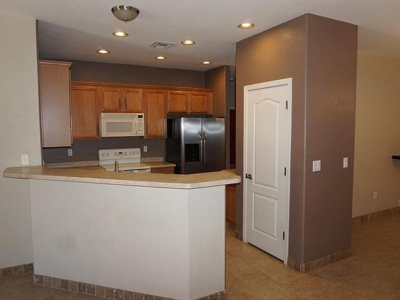 2nd image of 11147 W Coppertail Dr