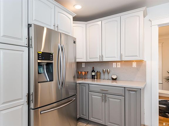 4th image of 1184 Ruby St