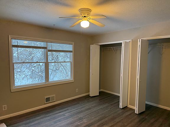 3rd image of 2120 Highwood Ave E
