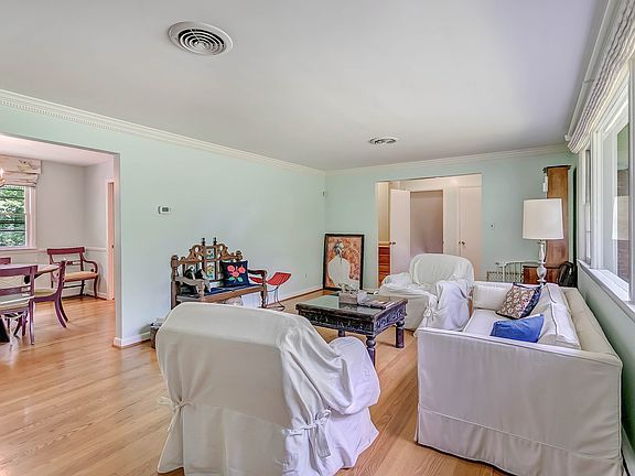 4th image of 6443 Lily Dhu Ln