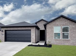 621 Riley Ln, Maumelle, AR 72113